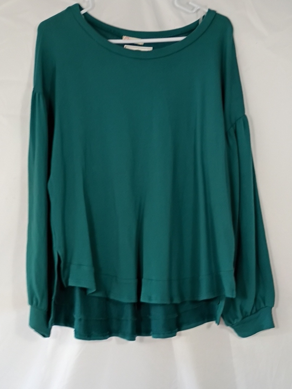 NWT Maronie Teal Long Sleeve Ruffle Bottom Top Women's Size Large Fall Flowy